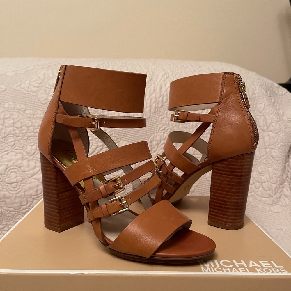 Michael Michael Kors Sandals, Brown,size 7